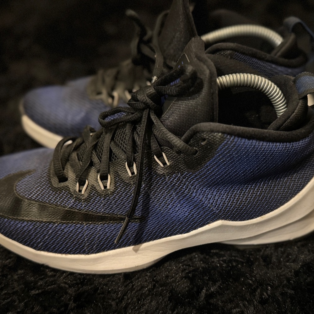 Nike Men's Black and Blue Athletic Shoes